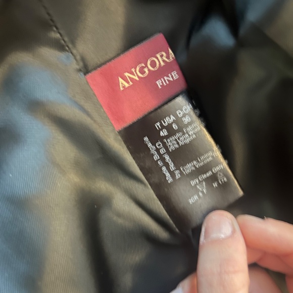 Wool coat - Picture 2 of 4